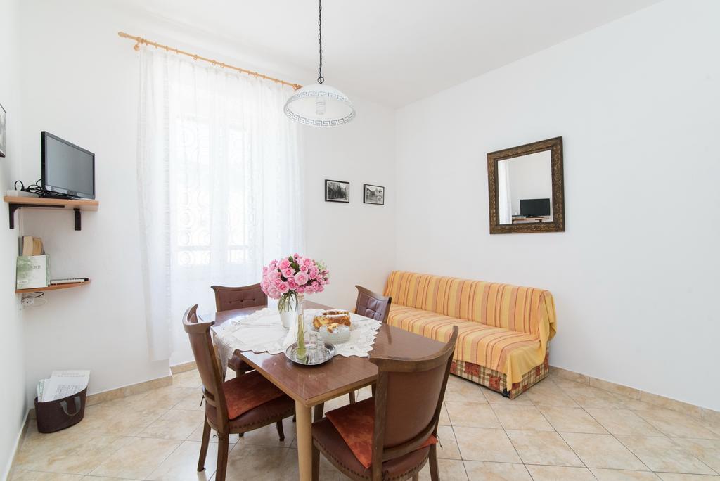 Apartment On The Komiža