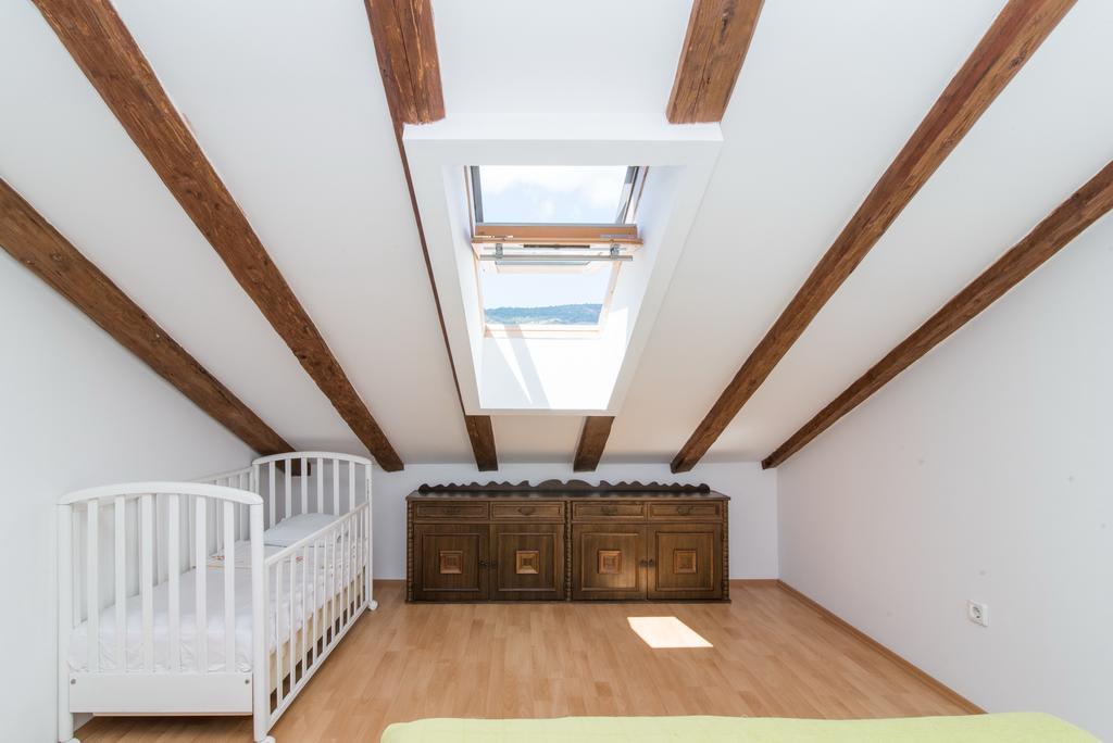 Apartment On The *